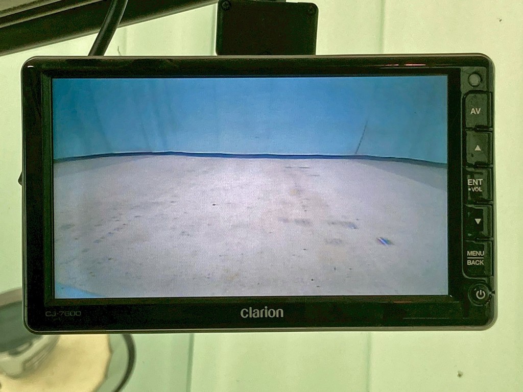 液晶バックモニター付きです。|UDトラックス クオン 2PG-CG5CEの写真33