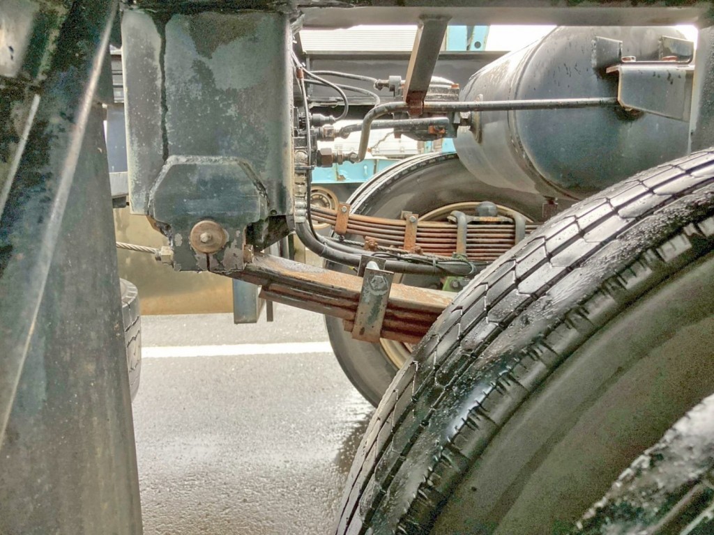 リーフサスです。(後軸)|東急  FC12B8D2の写真8