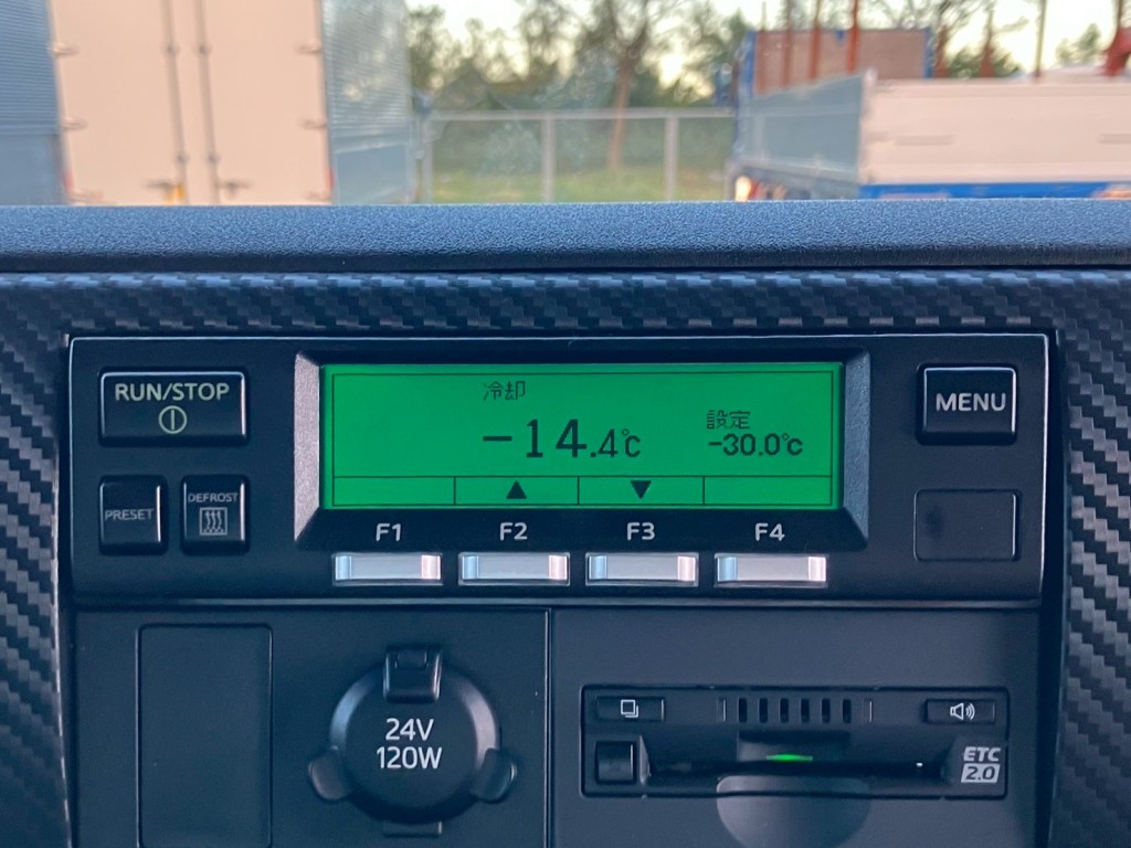 冷凍機は、-30℃設定、17.0℃スタート 2Hで-14.4℃確認済みです。|日野 レンジャー 2KG-FE2ACGの写真24