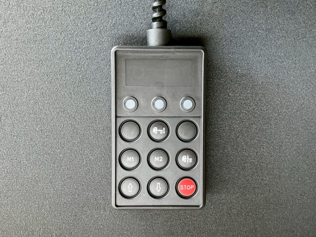 エアサスのコントローラーです。|日野 レンジャー 2KG-FE2ACGの写真27