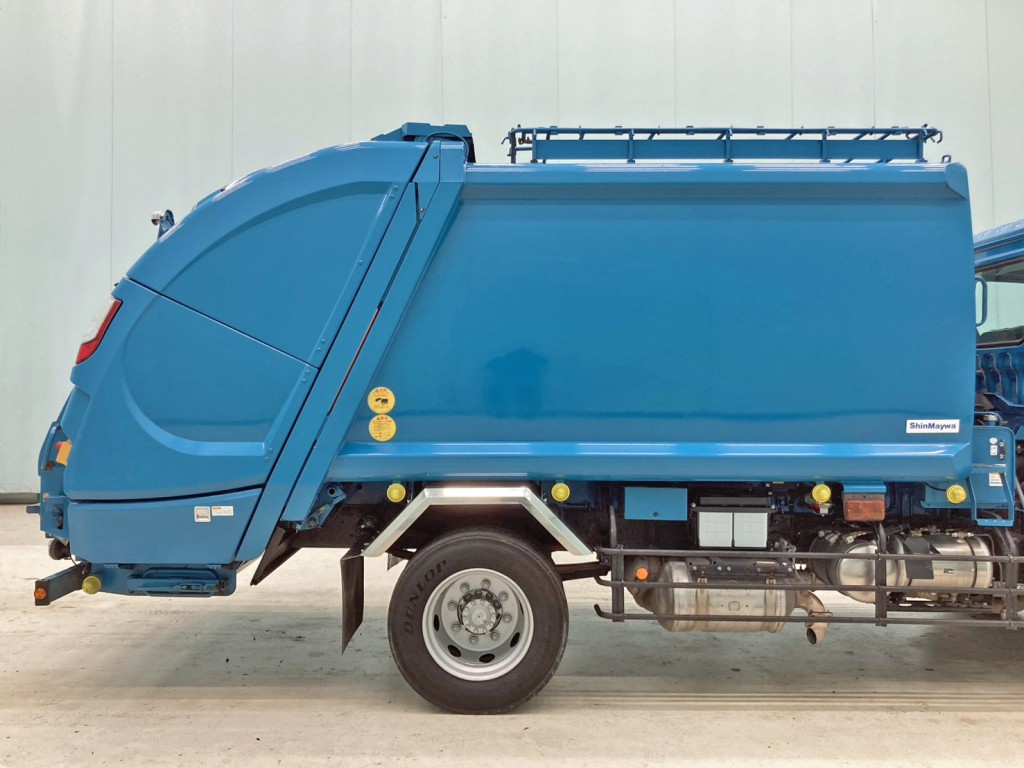 タンクの外観状態です。(運転席側)|三菱 ファイター 2KG-FK72FZの写真31