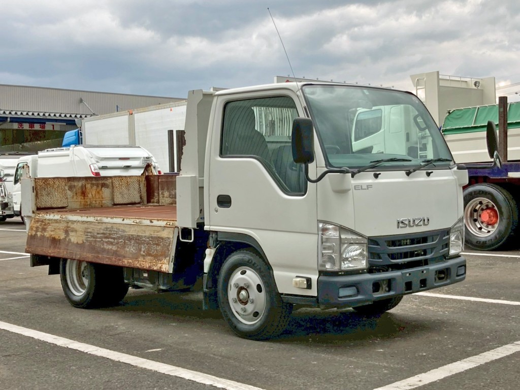 アオリを開いた状態です。|いすゞ エルフ TPG-NKR85AN(2WD)の写真3