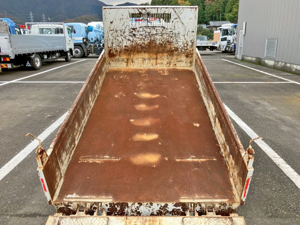 いすゞ エルフ TPG-NKR85AN(2WD)の写真21