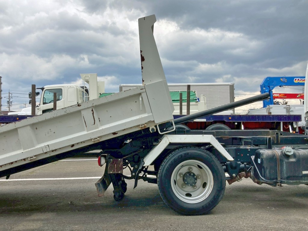 いすゞ エルフ TPG-NKR85AN(2WD)の写真22