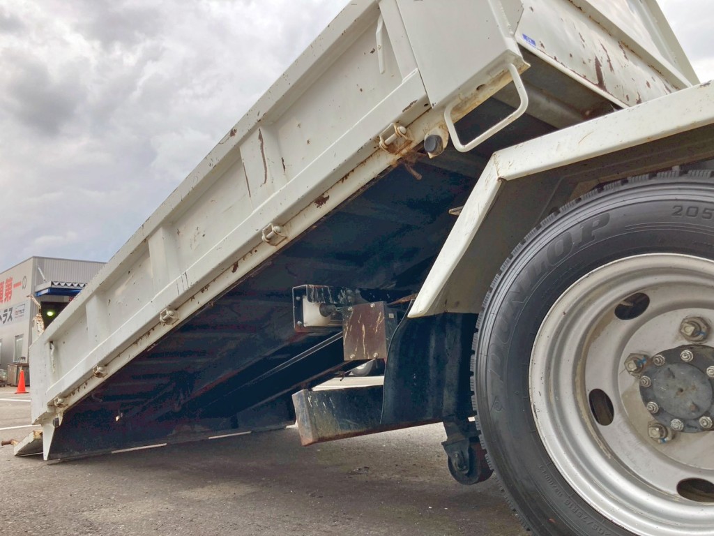 いすゞ エルフ TPG-NKR85AN(2WD)の写真23