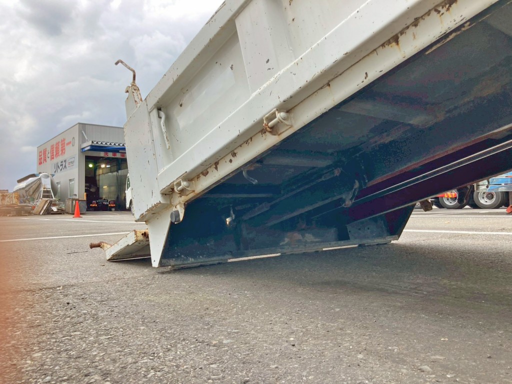 いすゞ エルフ TPG-NKR85AN(2WD)の写真24