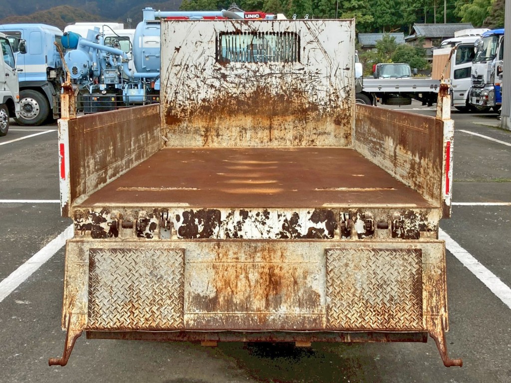 リヤゲートを上開きにした状態です。|いすゞ エルフ TPG-NKR85AN(2WD)の写真27