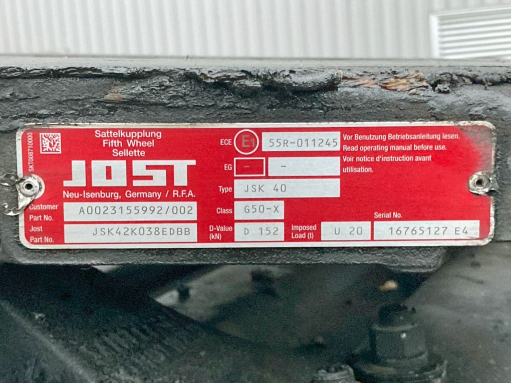 カプラのプレートです。|三菱 スーパーグレート 2PG-FP74HERの写真14