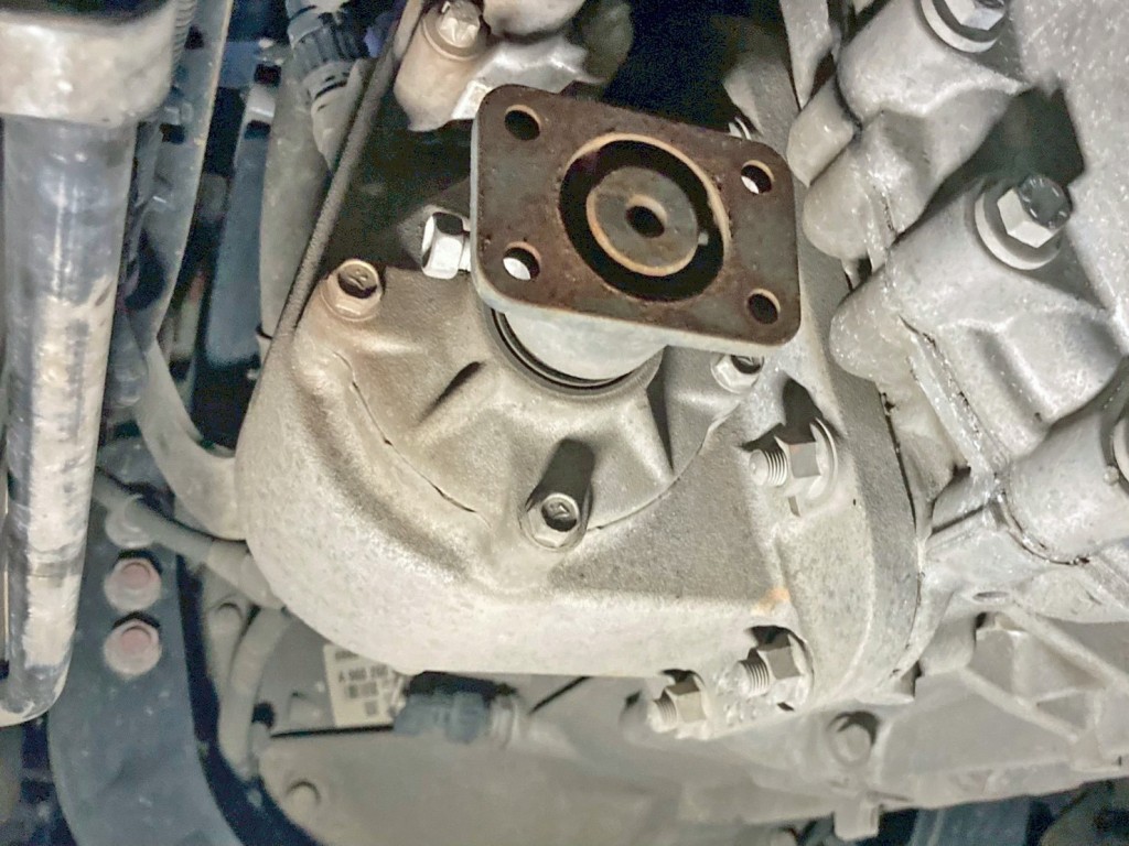 PTO付きです。|三菱 スーパーグレート 2PG-FP74HERの写真15