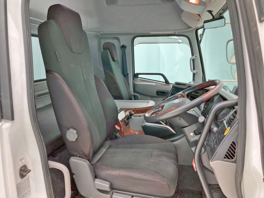 ハイルーフキャビンです。|UDトラックス クオン 2PG-GK5AABの写真10