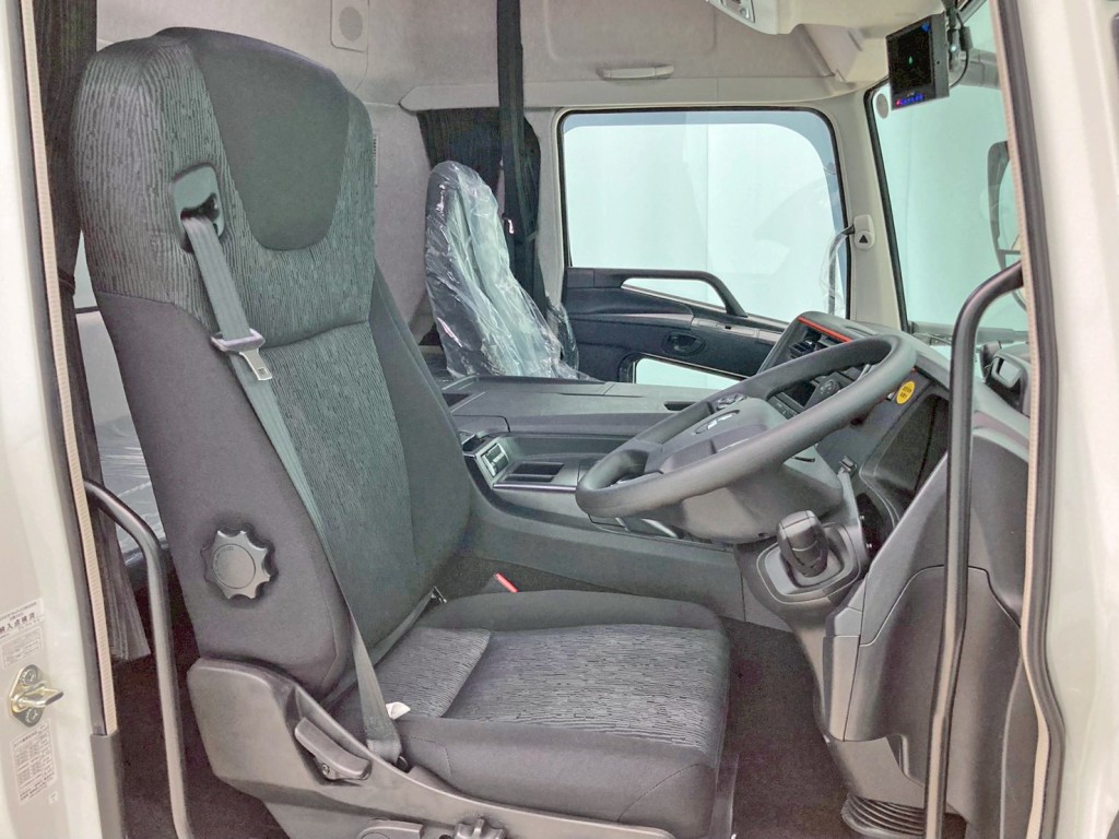 ハイルーフキャビンです。|三菱 スーパーグレート 2PG-FS84VZの写真7