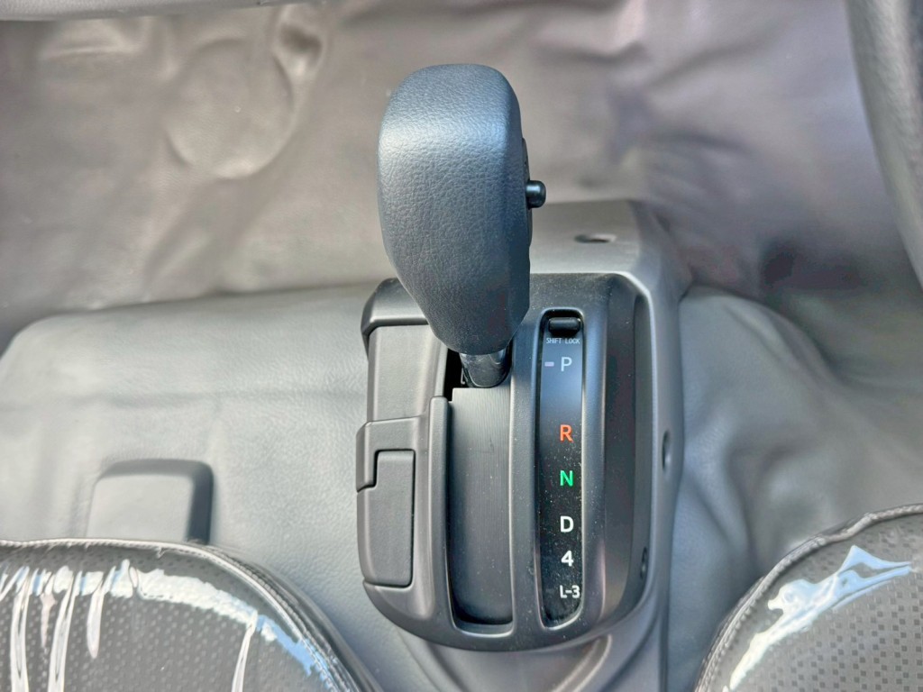 ATです。|日野 デュトロ 2KG-XZU605M(2WD)の写真20