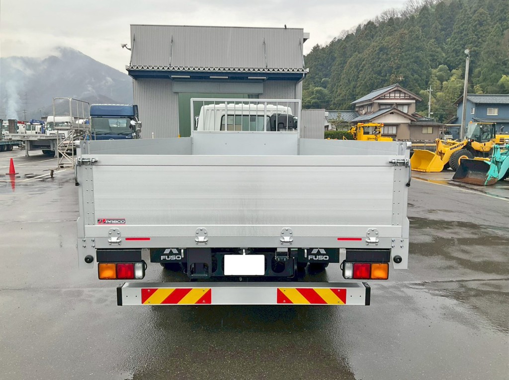 リヤ周りの状態です。|三菱 ファイター 2KG-FK65F(2WD)の写真10