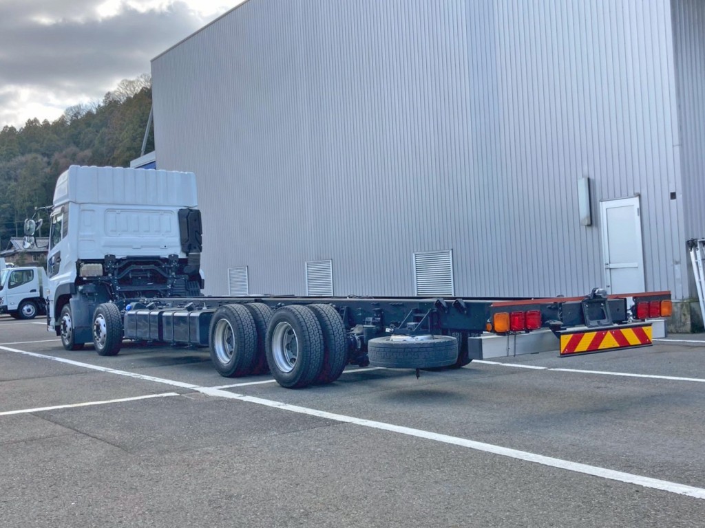 UDトラックス クオン 2PG-CG5CAの写真3