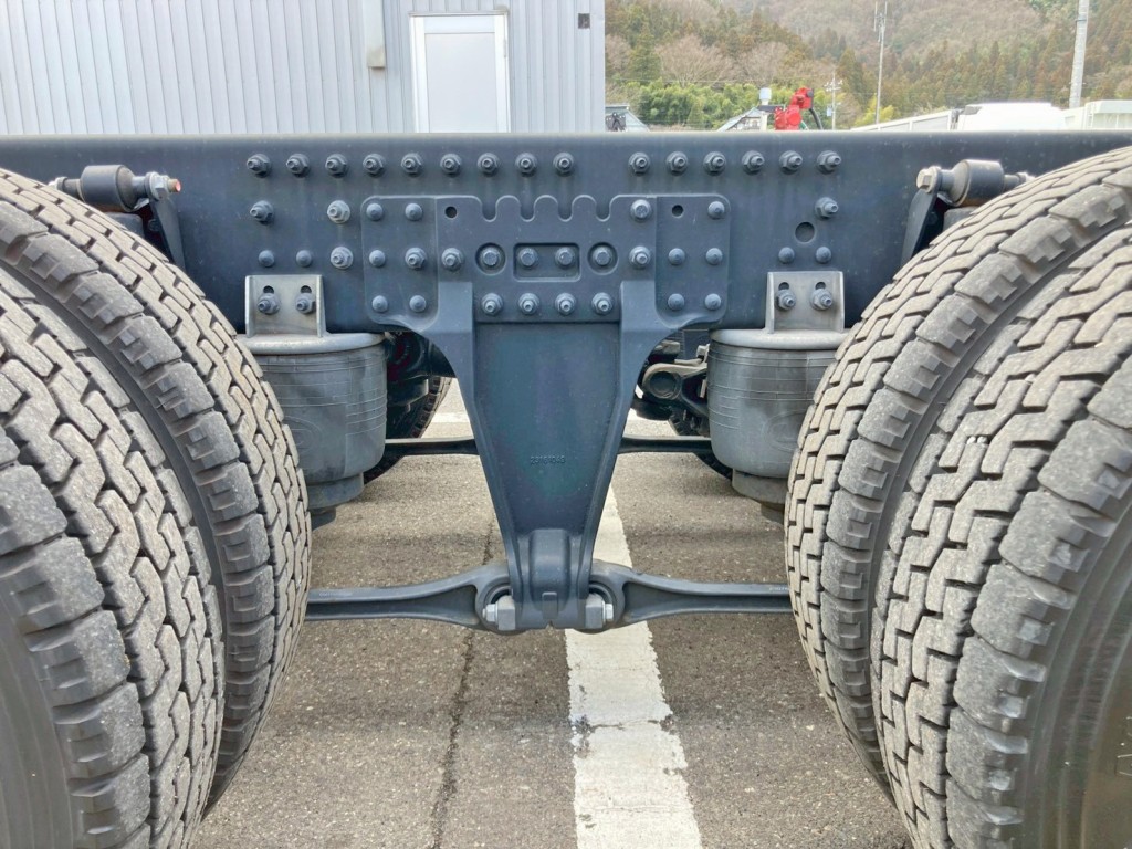 エアサスです。|UDトラックス クオン 2PG-CG5CAの写真5