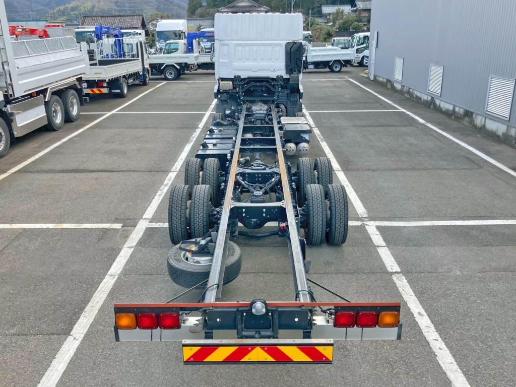 UDトラックス クオン 2PG-CG5CAの写真10