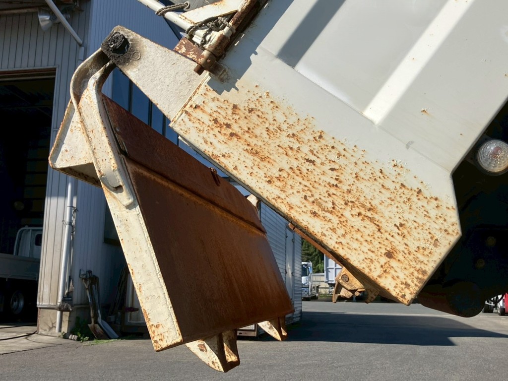 日野 プロフィア QKG-FS1EKDAの写真14