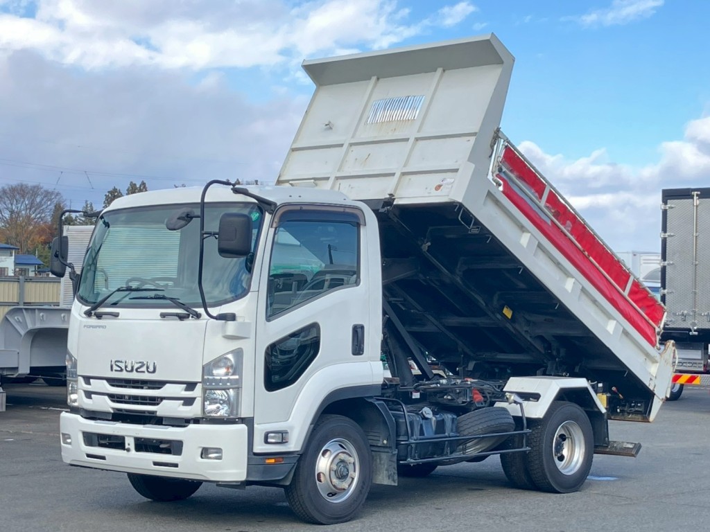 いすゞ フォワード TKG-FRR90S2(2WD)の写真2