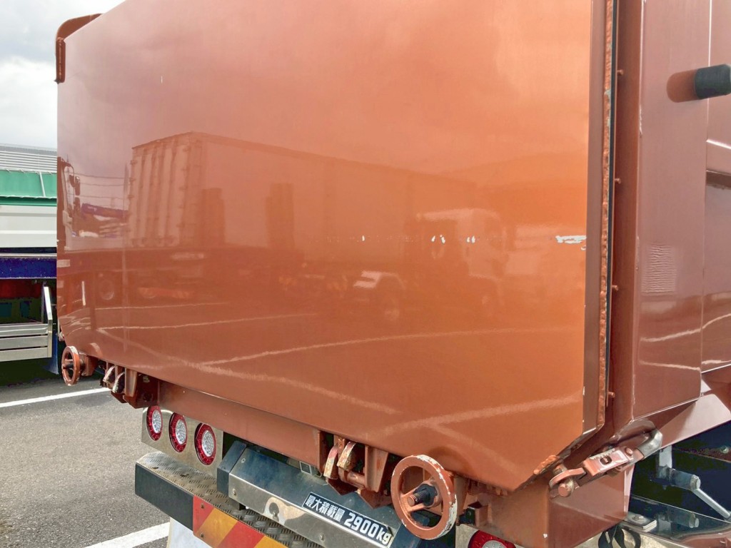 リヤゲート運転席側にキズがあります。|三菱 ファイター TKG-FK61F(2WD)の写真21