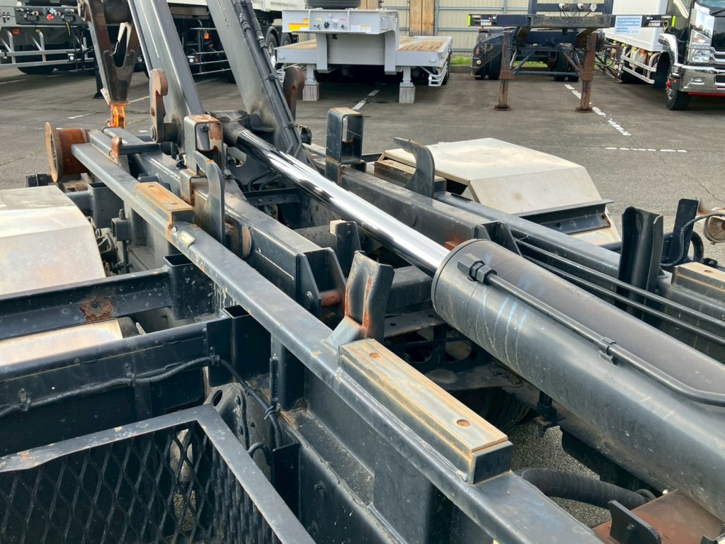 シングルシリンダーです。|日野 レンジャー LKG-FJ7JGAAの写真12