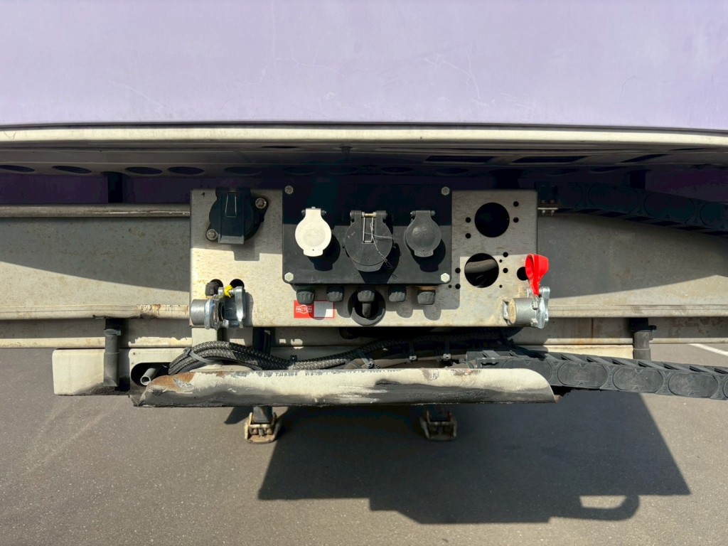 コネクター接続です。（左右にスレイドします）|PACTON  不明の写真35