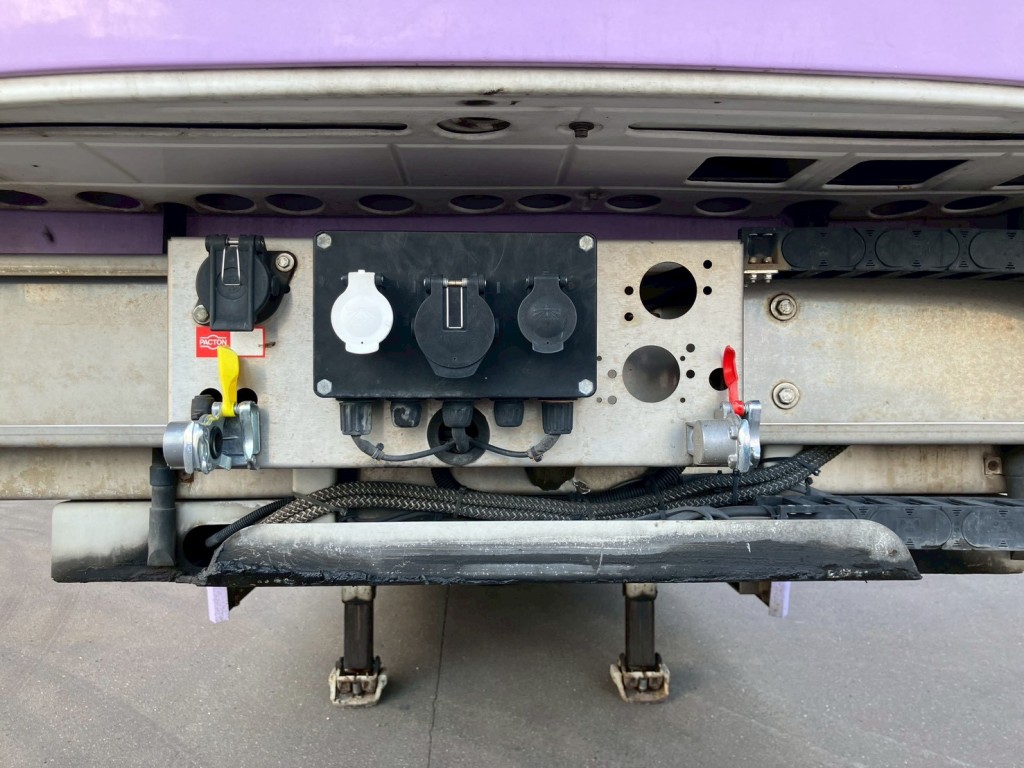 コネクター接続です。（左右にスライドします）|PACTON  不明の写真30