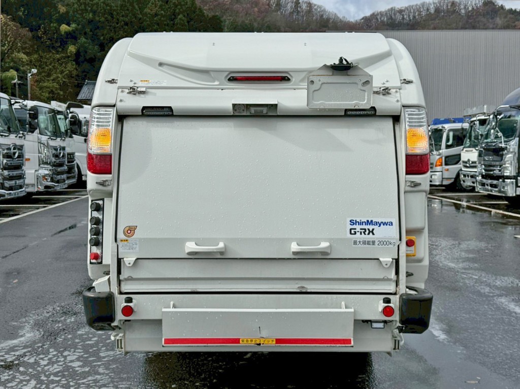 シャーシの状態です。|日野 デュトロ 2RG-XZU605X(2WD)の写真9