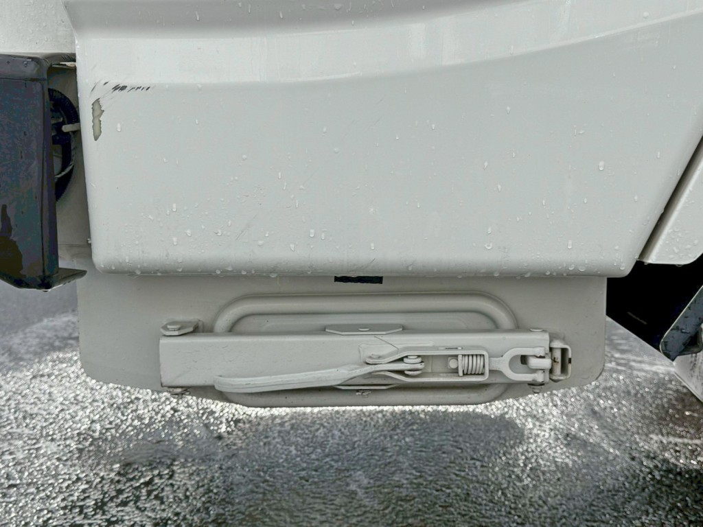 汚水タンク付きです。|日野 デュトロ 2RG-XZU605X(2WD)の写真19