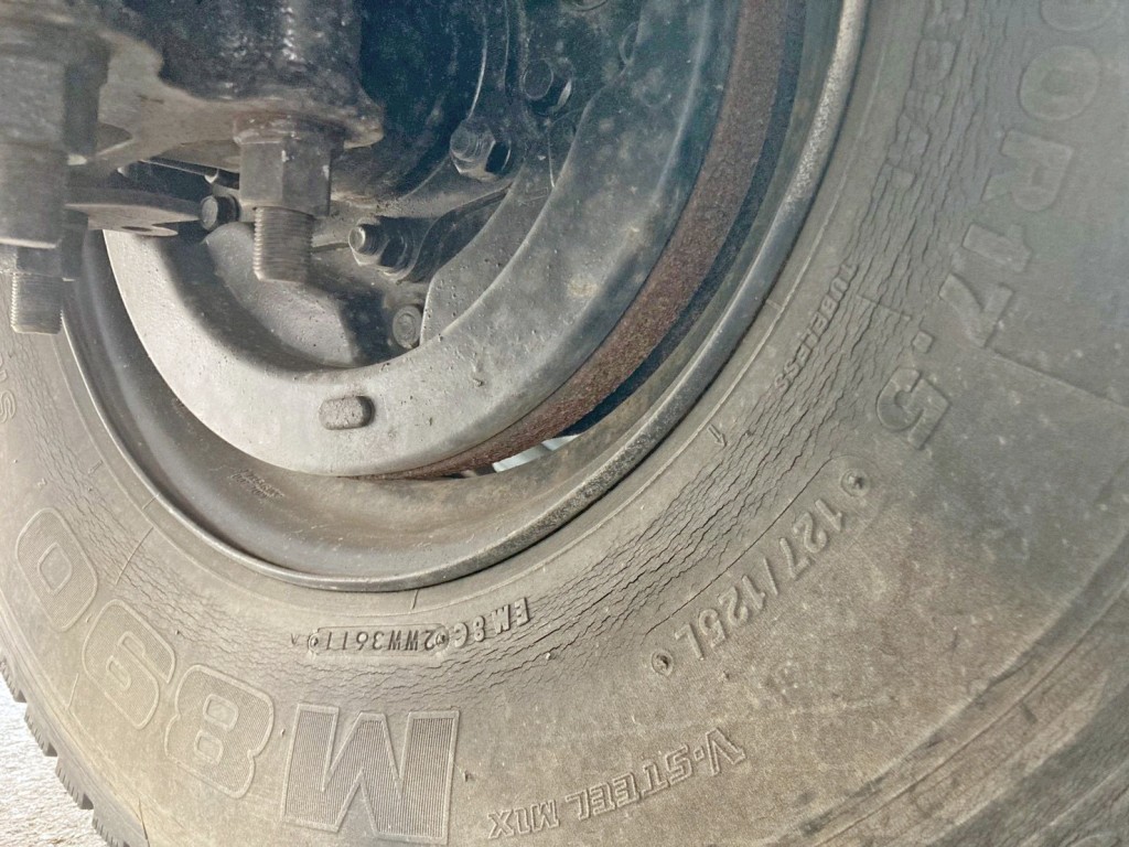 左|日野 レンジャー TKG-FC9JKAP(2WD)の写真33