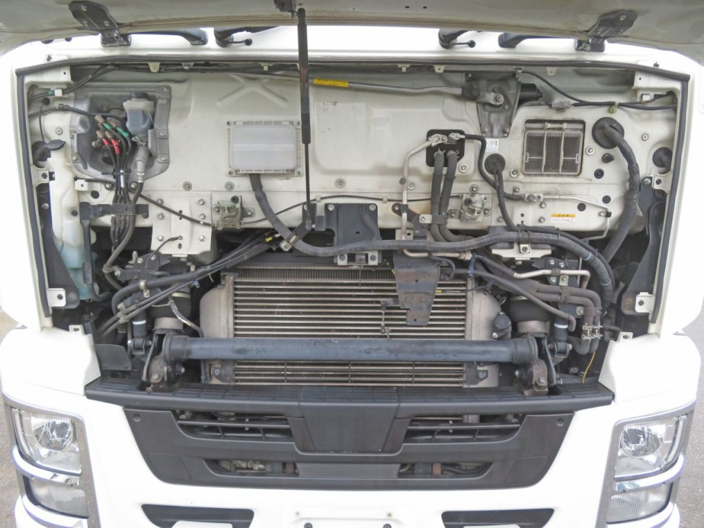 いすゞ ギガ 2PG-CYJ77Cの写真26