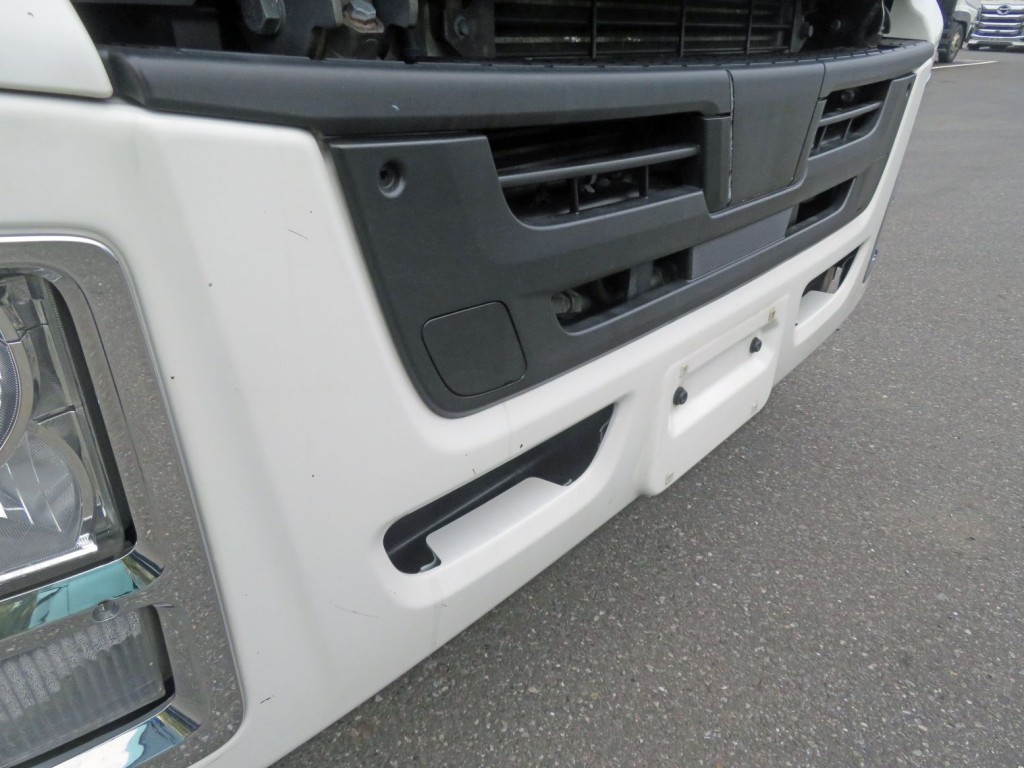 いすゞ ギガ 2PG-CYJ77Cの写真31