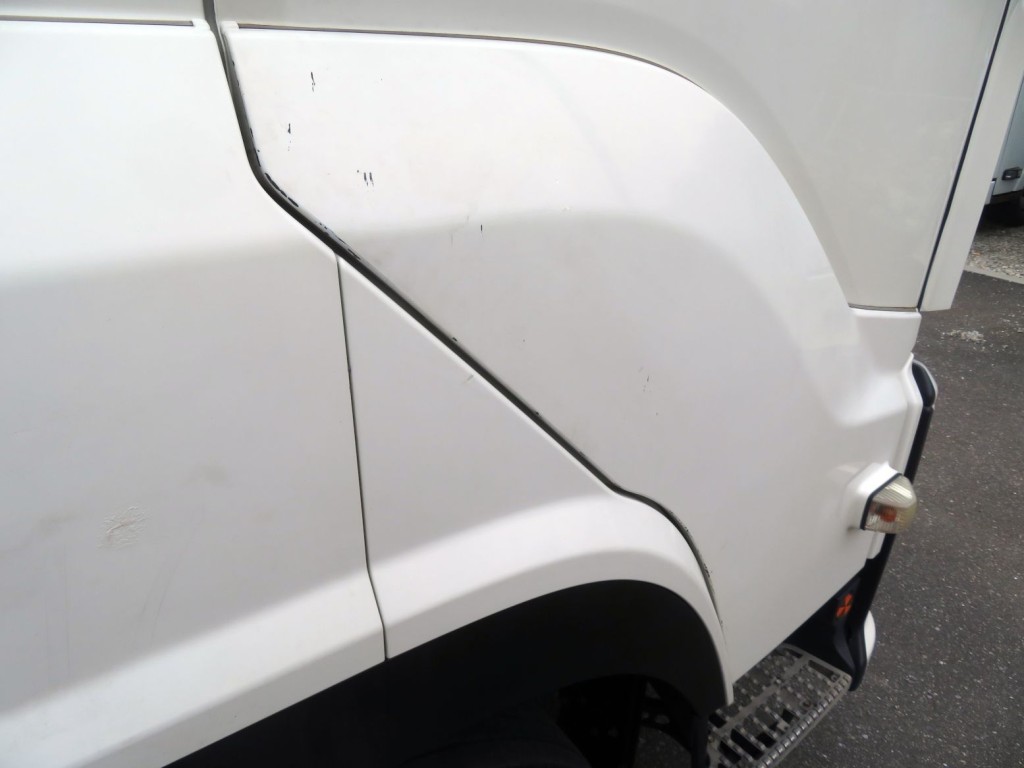 いすゞ ギガ 2PG-CYJ77Cの写真34