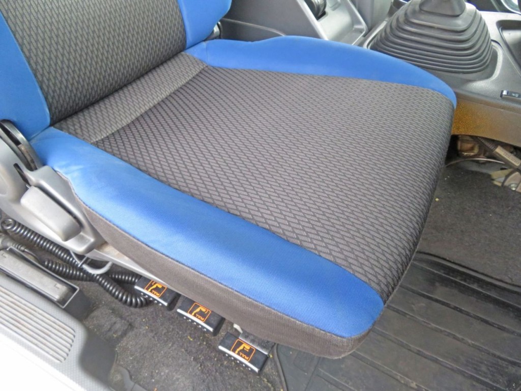 いすゞ ギガ 2PG-CYJ77Cの写真40