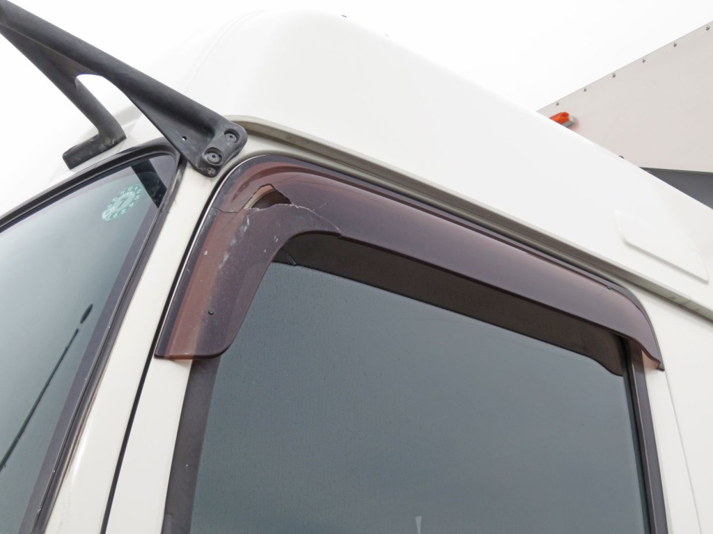 いすゞ ギガ 2PG-CYJ77Cの写真44