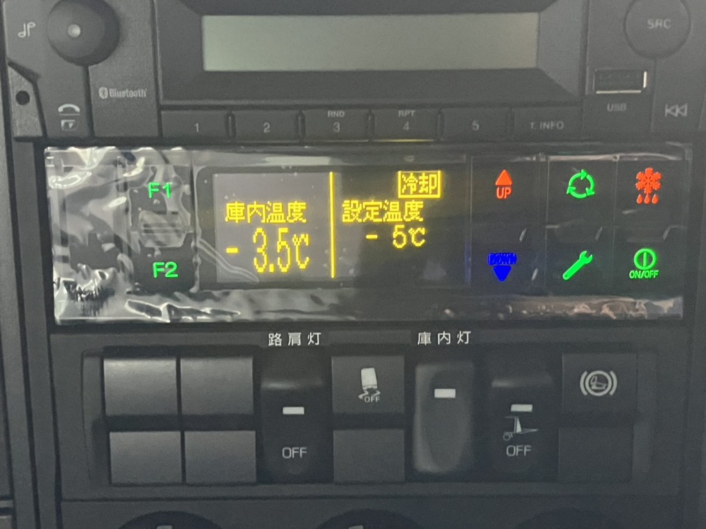 冷凍機は−5℃設定（中温仕様） 10℃スタートで1Hで－3.5℃確認済みです。|三菱 ファイター 2KG-FK72F(2WD)の写真20