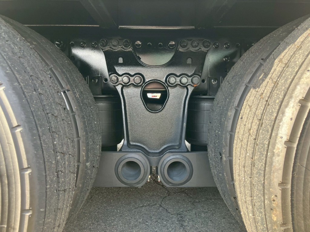 エアサスです。|日野 プロフィア 2DG-FQ1AJCの写真5