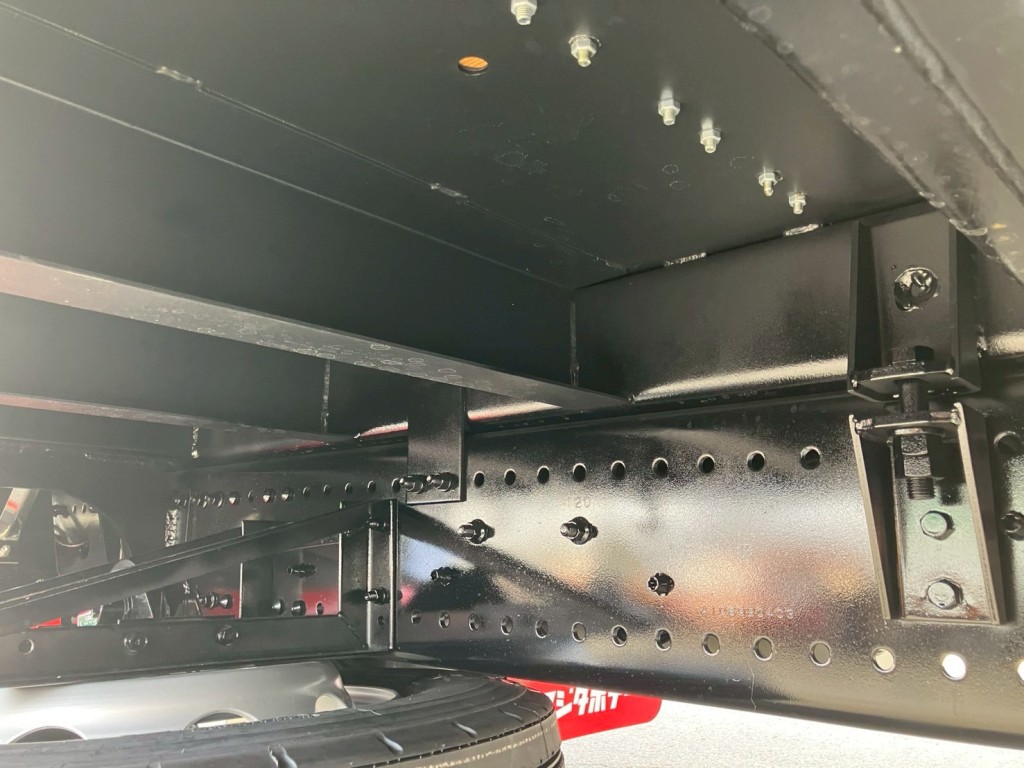 シャーシとネタの状態です。|日野 プロフィア 2DG-FQ1AJCの写真6