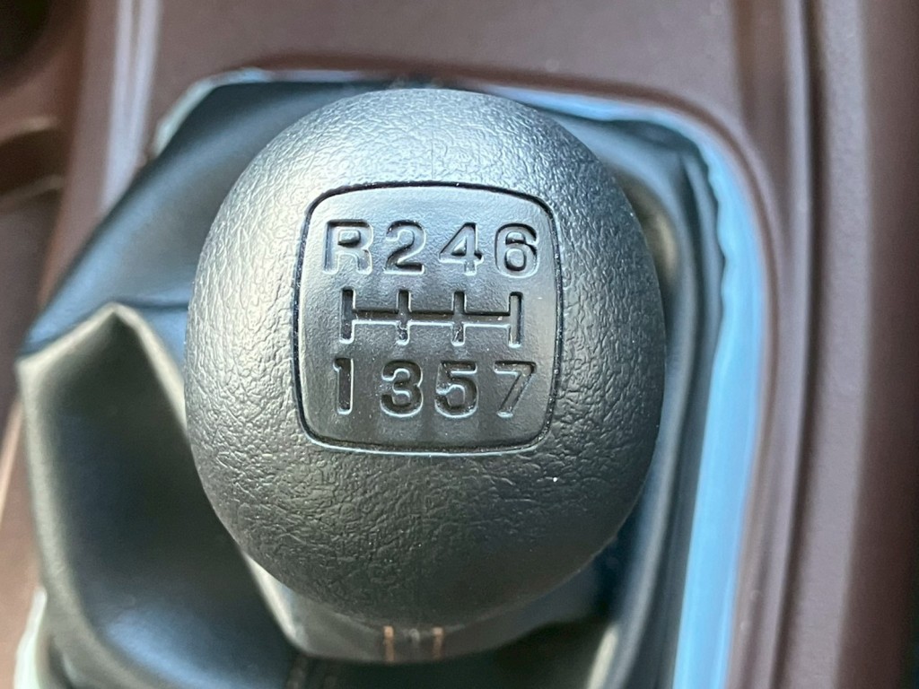 日野 プロフィア 2DG-FQ1AJCの写真22