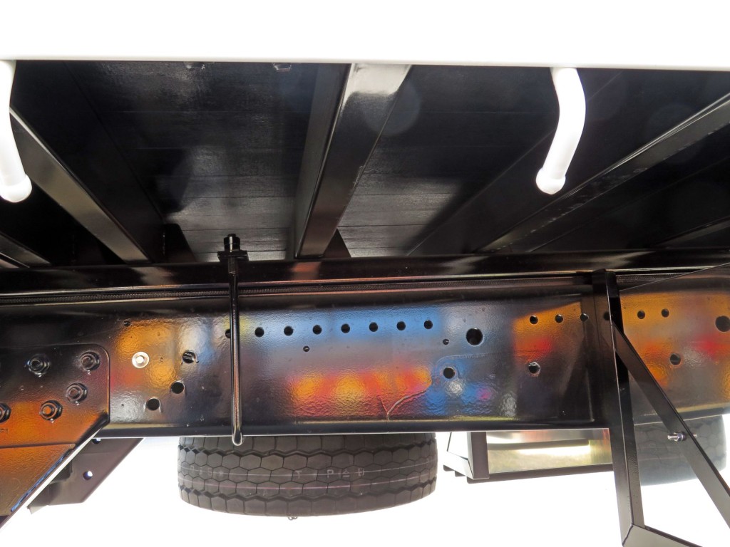 シャーシとネタの状態です。|三菱 スーパーグレート 2PG-FS84VZの写真7