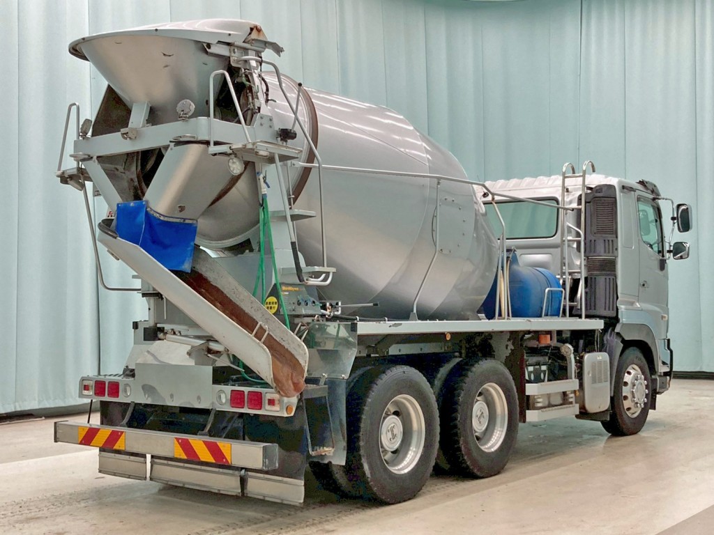 日野 プロフィア QPG-FS1AKDAの写真4