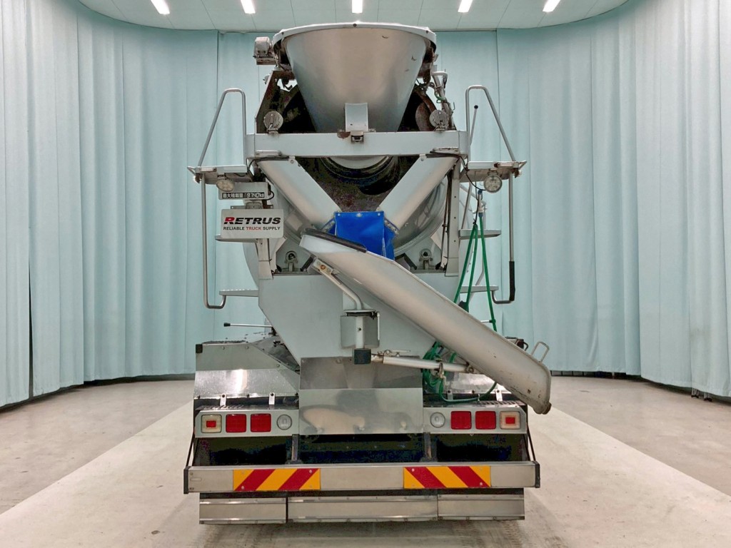 リヤ周りの状態です。|日野 プロフィア QPG-FS1AKDAの写真17