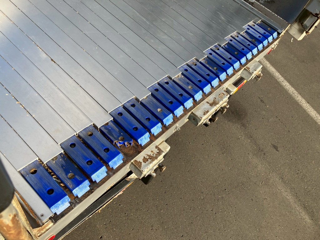 ムービングフロアー作動時の状態です。④|三菱 スーパーグレート 2PG-FS70HZの写真14