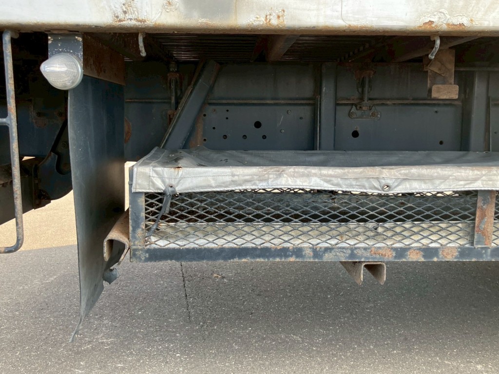 りん木入れ取付ステーに曲がりがあります。|三菱 スーパーグレート 2PG-FS70HZの写真37