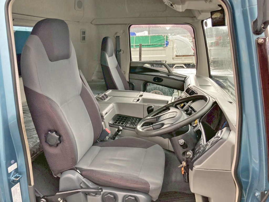 ハイルーフキャビンです。|三菱 スーパーグレート QPG-FV60VXの写真7