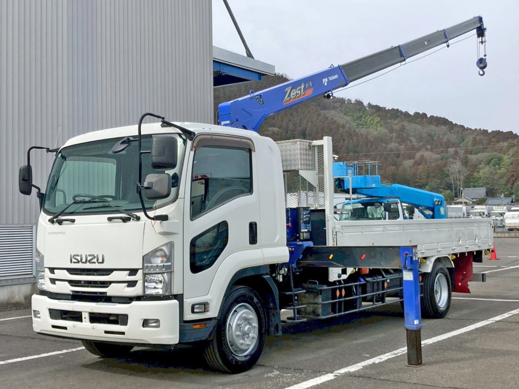 いすゞ フォワード 2RG-FTR90U2の写真2