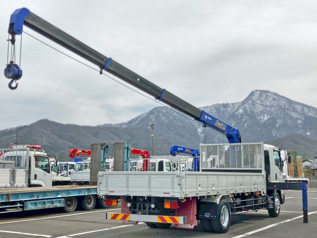 いすゞ フォワード 2RG-FTR90U2の写真8