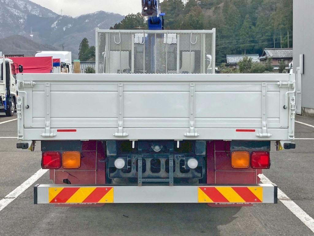 リヤ周りの状態です。|いすゞ フォワード 2RG-FTR90U2の写真24