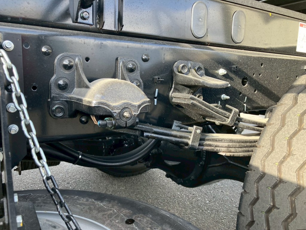 リーフサスです。|UDトラックス コンドル 2RG-BRR90S4(2WD)の写真5