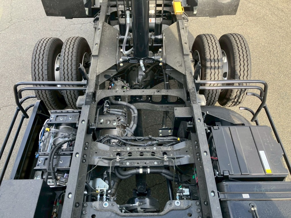 UDトラックス コンドル 2RG-BRR90S4(2WD)の写真10