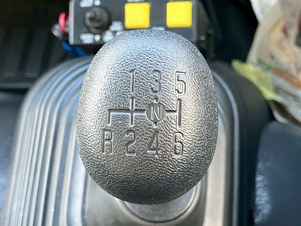 UDトラックス コンドル 2RG-BRR90S4(2WD)の写真17